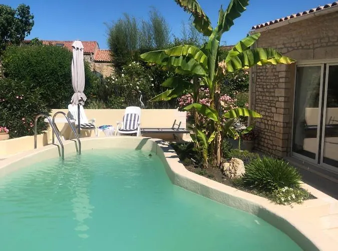 Maison Althea Rosea - 3 Chambres Et Piscine