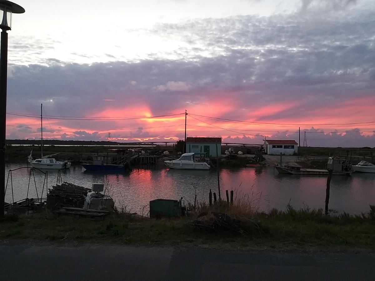 Hébergement de vacances Maison Althea Rosea - 3 Et Piscine Nieulle-sur-Seudre
